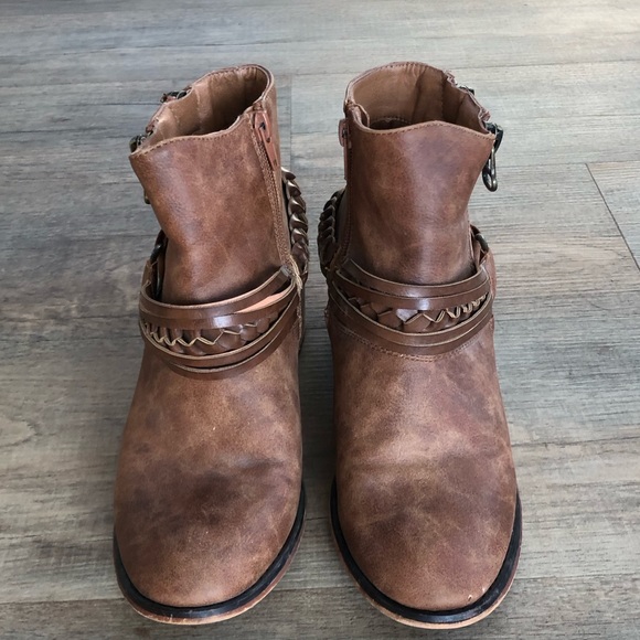 Brown Boots - Picture 3 of 8